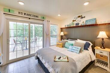 Cozy Cottage: Minutes To Downtown Southport!