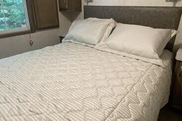 بيت ريفى Lincolnwood Tiny House 14