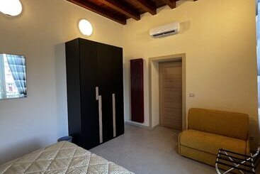 פנסיון In Centro   Rooms And Apartments