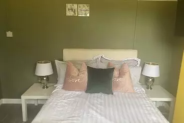 レジデンス Captivating 1 Bed House In Ammanford