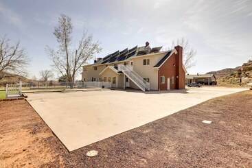 Cottage Spacious Hildale House W/ Large Deck!