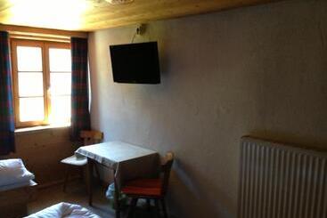 ホテル Gasthaus Sonne