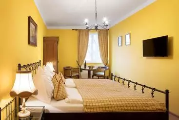 Otel Nibelungenhof