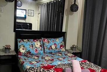 هتل آپارتمان V&j Transient Condotel