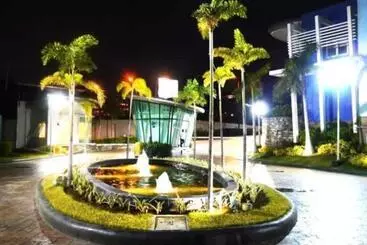アパートホテル Anuva Residence Condominium