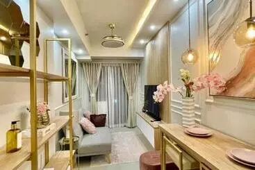 Pension Luxern Suite At S Residences