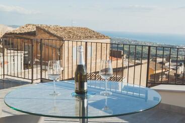 تختخواب و صبحانه Colle Greco