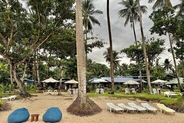 Hill Myna Beach Cottages