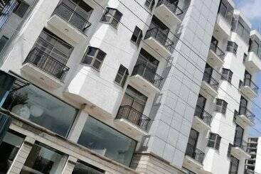 ホテル Mazeki Addis Boutique