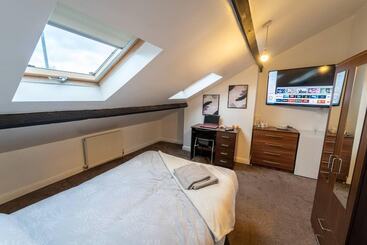 レジデンス Cosy Room Walking Distance To The City