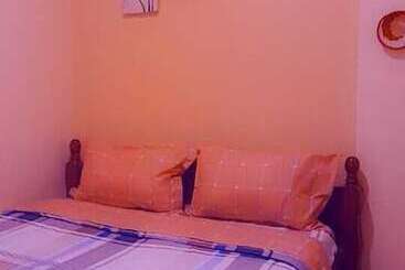 تختخواب و صبحانه All Star Bar Bed And Grill