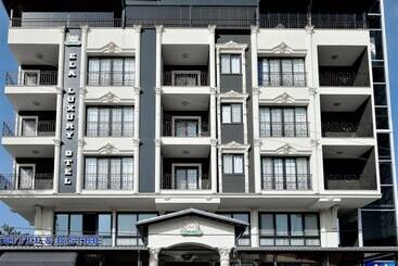 Elada Luxury Otel
