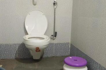 Panzió Mhatre S Guest House