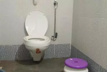 Pension Mhatre S Guest House