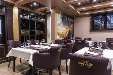Apart Hotel Mamut