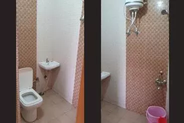 Hotel Gayatri Palace, Ayodhya