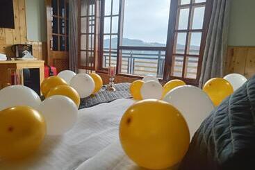 Hotel The Royal Moon