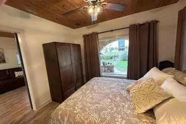 Majatalo A Place On Pecan