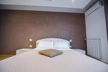 پانسیون Karol Bari Airport