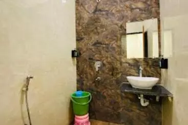 Aceotel Inn The Kiwi Indore
