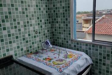 Общежитие Quitinete 800 M Da Praia