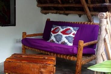 Пансион Villa Sunshine And Bungalows