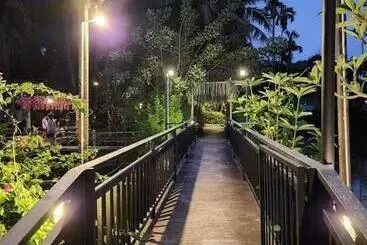 สวนผึ้ง2 รีสอร์ท   Suan Phueng 2 Resort