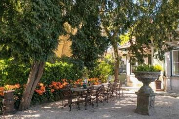 Bed and Breakfast Chalet Sintra 1892