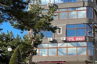 هتل Densit