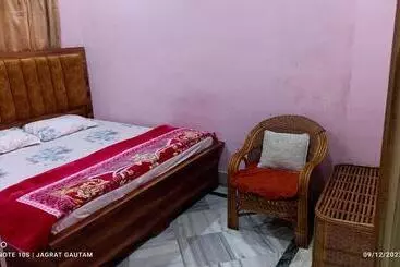 ペンション Shri Hit Radha Mohan Dham