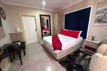 ペンション The Edge Lodge