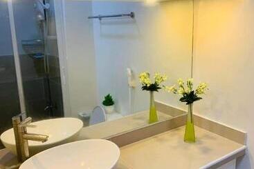 Aparthotel Trees Residences