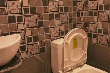 Hotel Janki International Sigra 3 Km From Kashi Vishwanath Temple