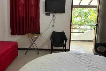 بنسيون Happy Villa