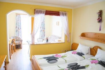 Hotelli Burgstallerhof