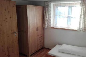 ホテル Gästehaus Obererlacher