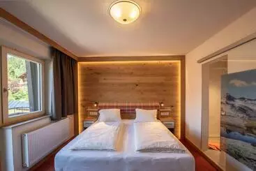 Hotelli Hölzl Bed & Breakfast