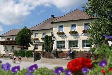 Hotelli Landgasthof Diendorfer