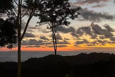 تختخواب و صبحانه Puraquetzal