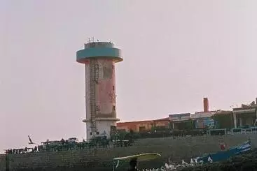 Hotelli Loued Surf Lodge