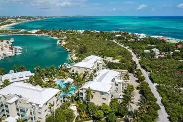 هتل آپارتمان The Yacht Club Penthouse C14