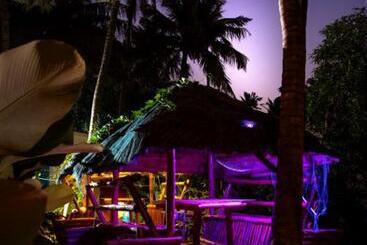 Elite Inn Cholai Lake View Resort