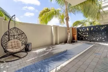 هتل آپارتمان Bocobay Wariruri Condos