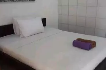 ペンション Creative Trawangan Stay