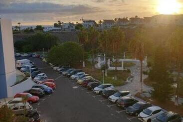 公寓式酒店  Golf Del Sur Tenerife   Casa Barrera Verde Green Park La Corbeta