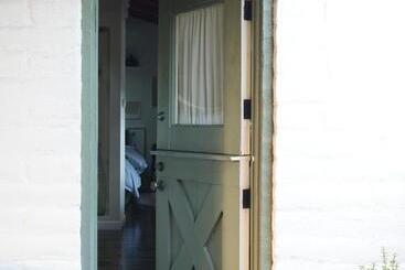 بنسيون Guest Oasis On The Edge Of Los Angeles