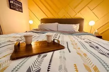 Majatalo Tranquil Mountain Refuge Cabin In Santa Cruz