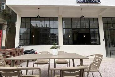 Pomelo Hostel Xingping