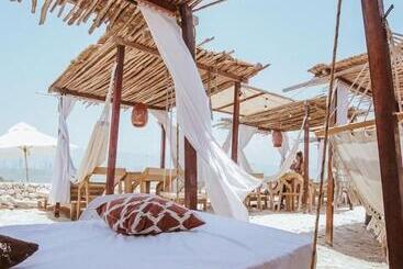 Estadía En Hermoso Hotel En La Isla De Punta Arena Cartagena