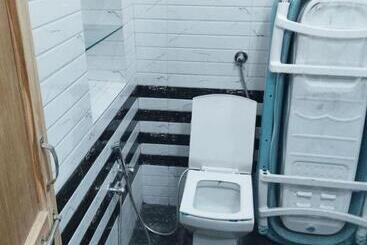 پانسیون Ab Guest House { Home Stay}